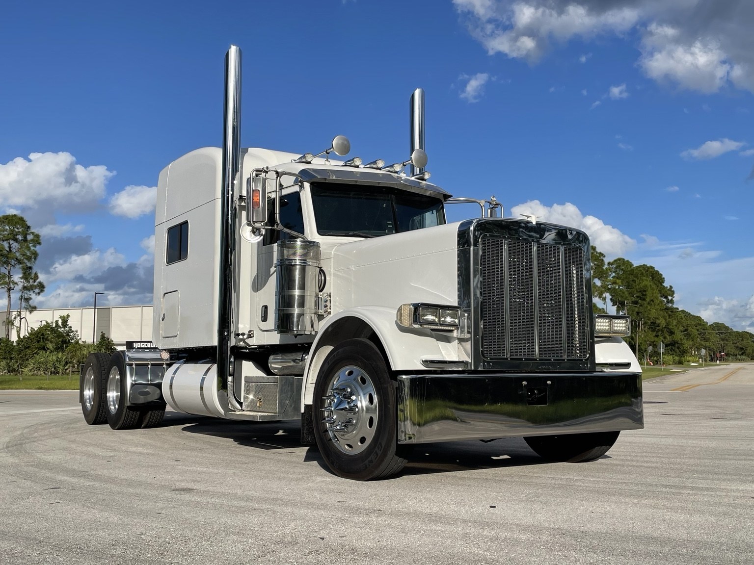 Constant Trucking operation photo — Classic White Truck 2