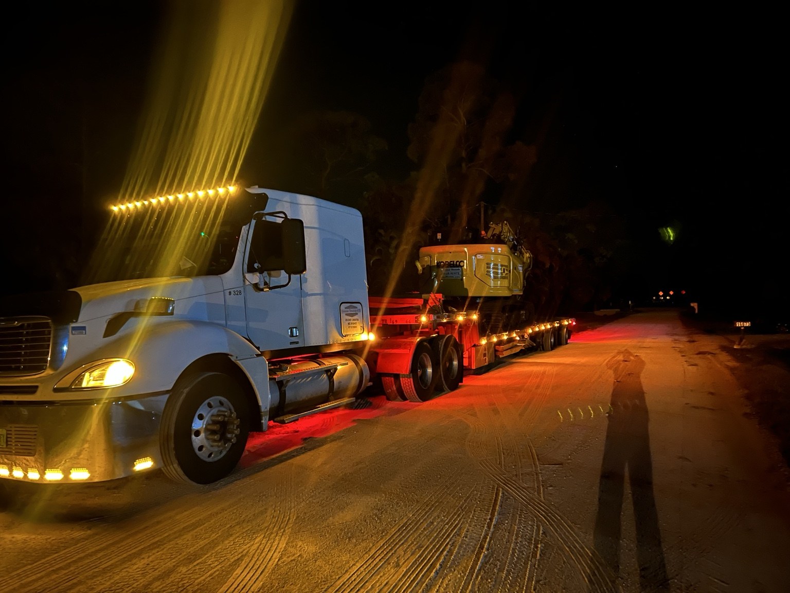 Constant Trucking operation photo — Heavyhaul Night 1