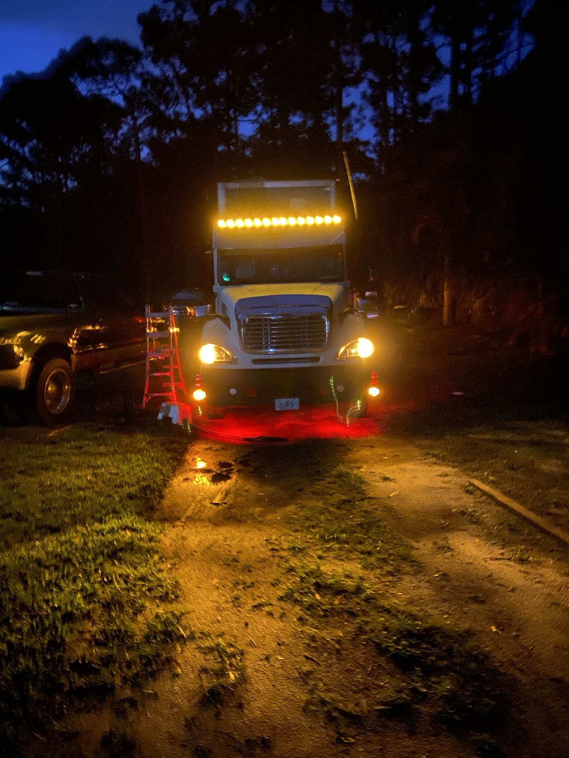 Constant Trucking operation photo — Older Truck Night 1