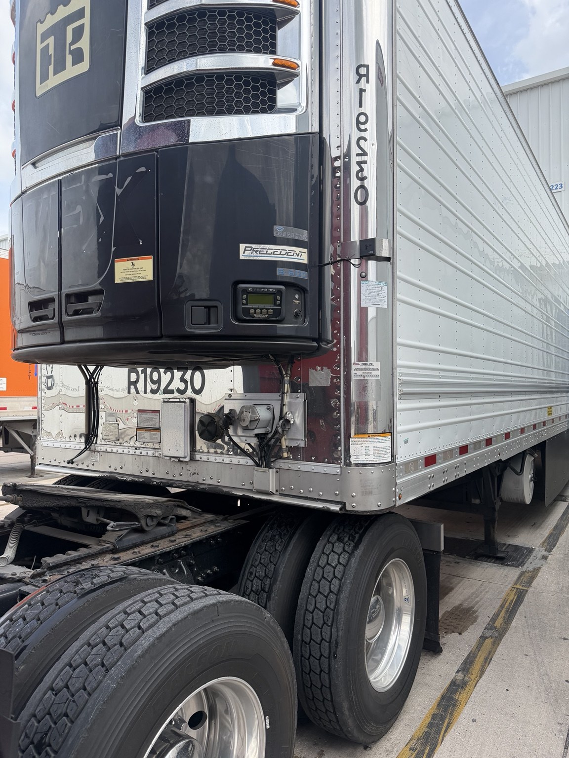 Constant Trucking operation photo — Refrigerated